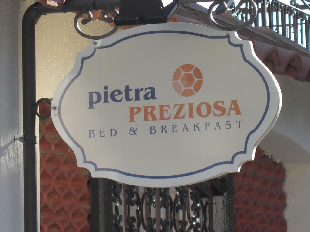 Pietra Preziosa Bed & Breakfast Пьетра-Лигуре Экстерьер фото